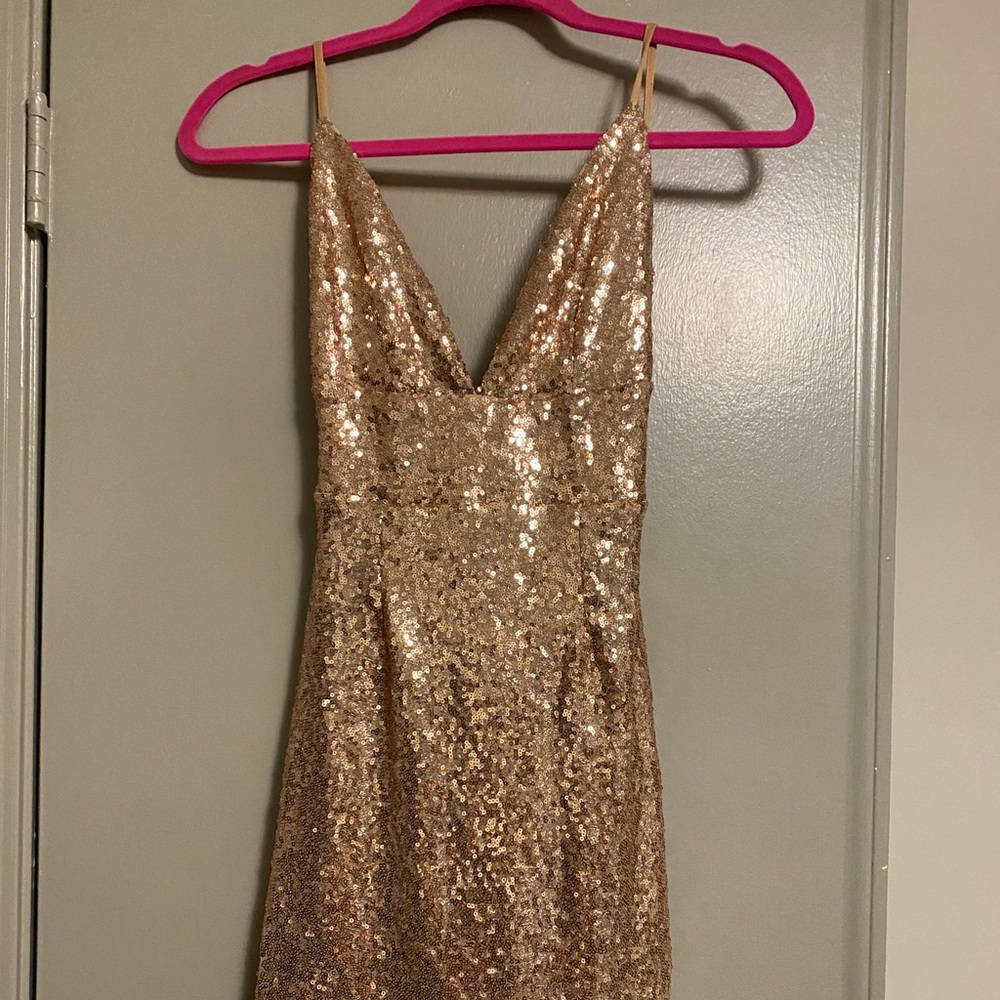 Sequin Rose Gold cocktail dress— never worn!